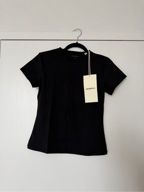 Adanola Ultimate Shortsleeve Top in Black
